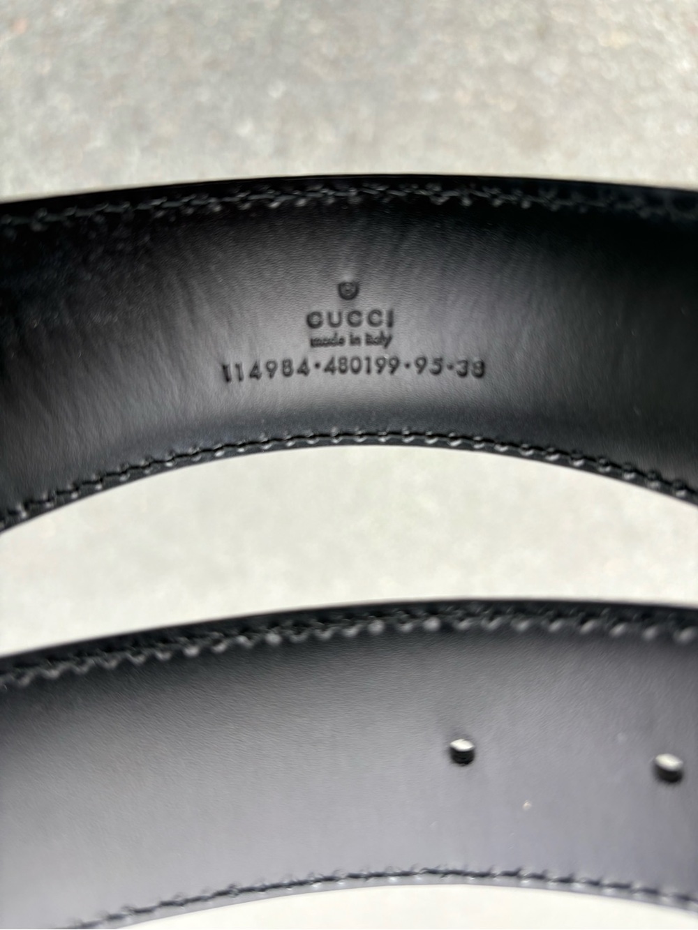 Authentic Gucci Black Guccissima Leather Silver Interlocking G Buckle Belt - Picture 5 of 11